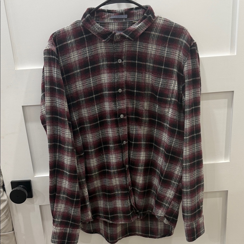 Women’s Plaid Flannel Shirt